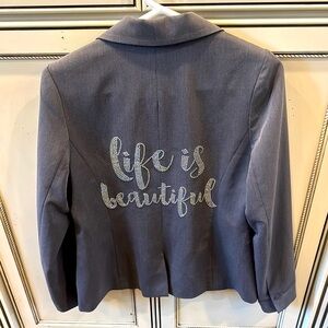 Grey Hipchik women’s blazer. Size 6